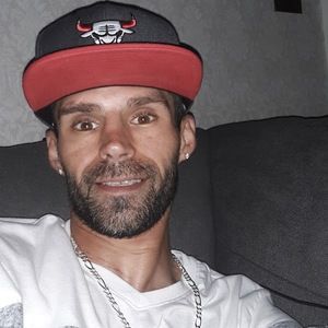 Meet your Posher, Troy